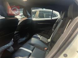 تۆیۆتا کامری